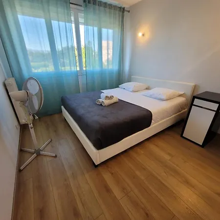 Apartment Getaway - Sunset & Pool Antibes