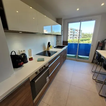 Getaway - Sunset & Pool Apartment *